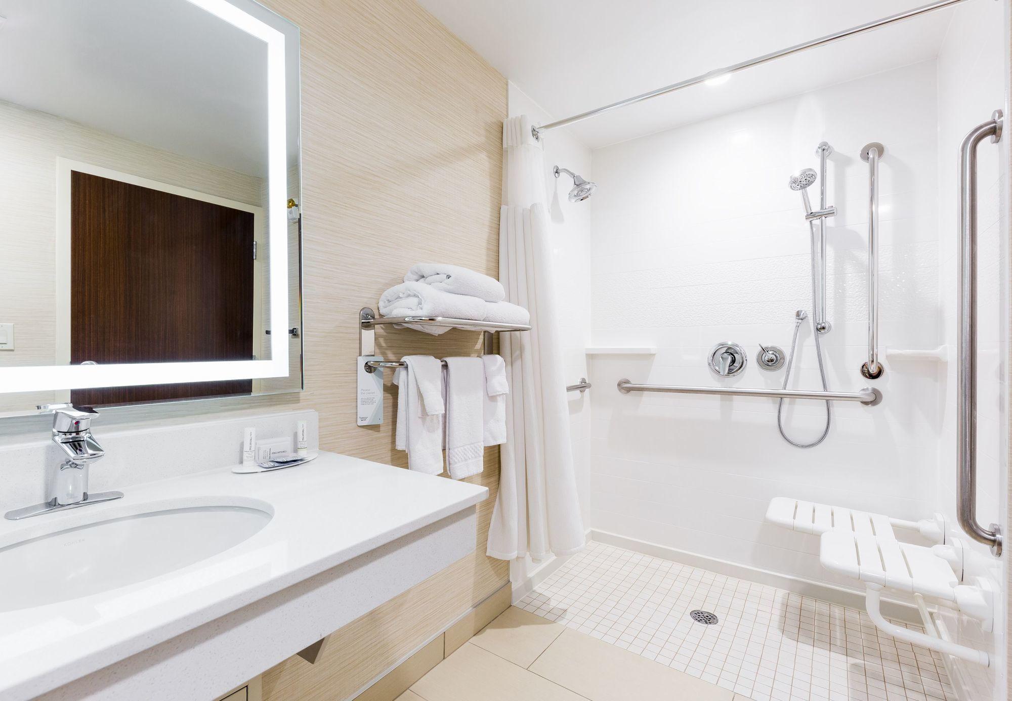 Fairfield Inn & Suites By Marriott Edmonton North Eksteriør billede