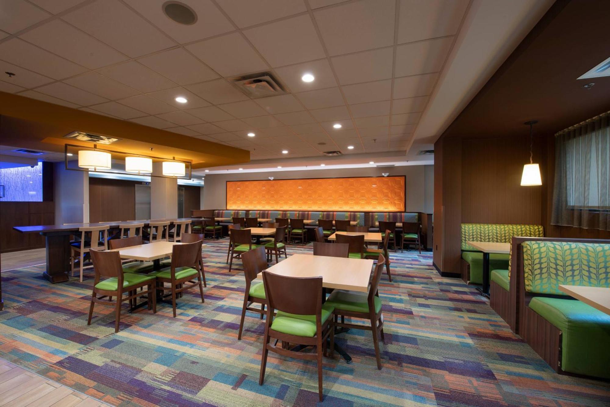 Fairfield Inn & Suites By Marriott Edmonton North Eksteriør billede